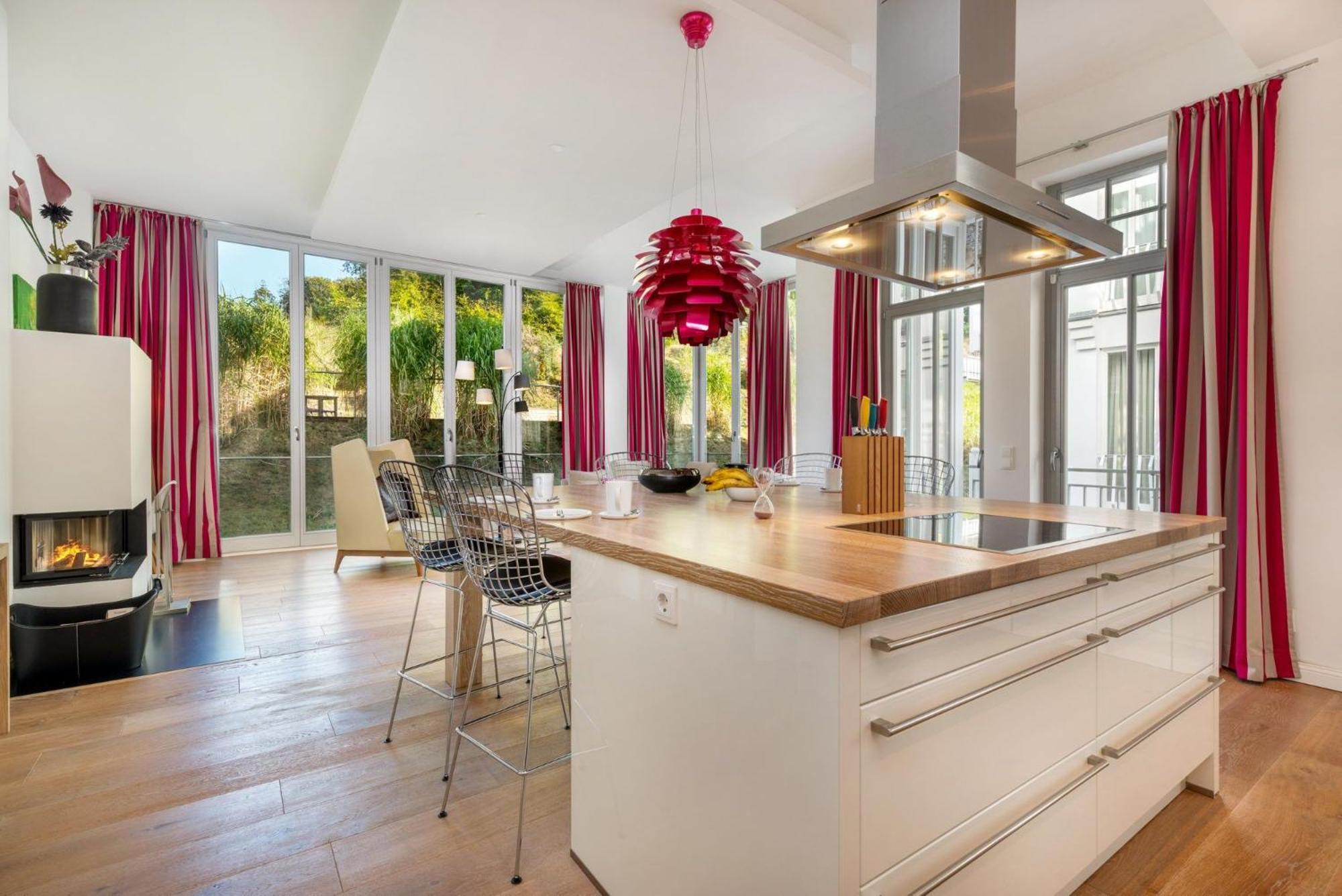 Villa Theres Dolphin Sellin  외부 사진